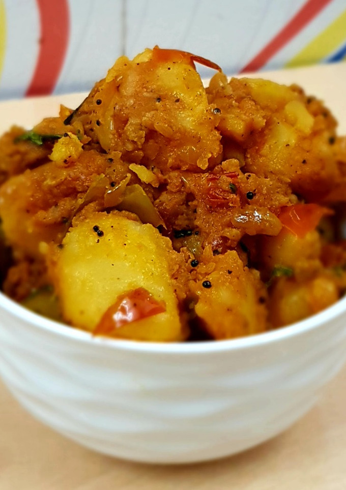 காரசாரமான உருளைக்கிழங்கு மசாலா செய்முறை முக்கிய புகைப்படம்