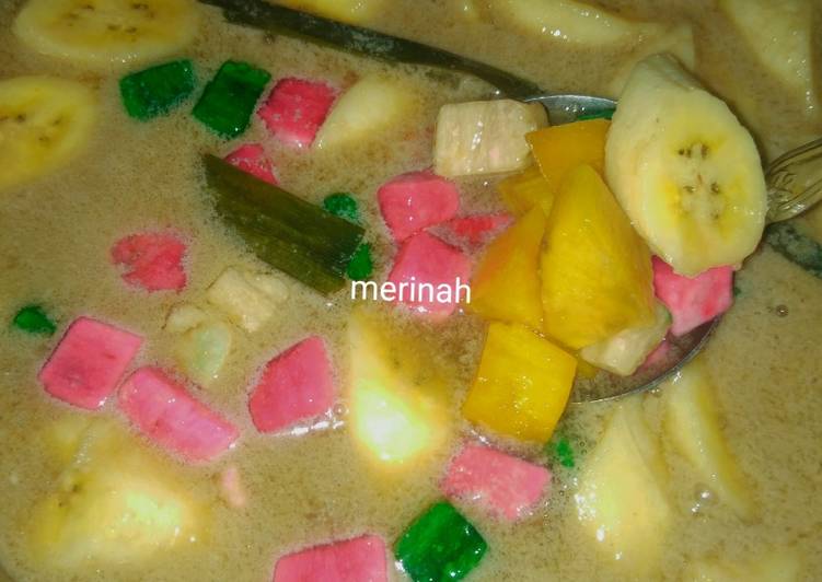 Masakan Populer Kolak Ubi pisang dan pacar cina Praktis Enak