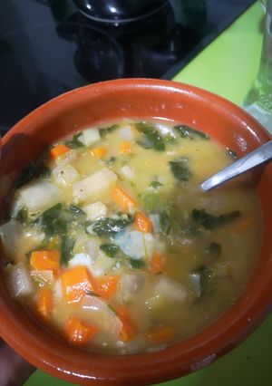 Una foto de Sopa de verduras a mi manera