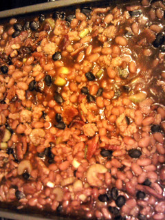 A picture of Baked beans w/turkey & bacon.