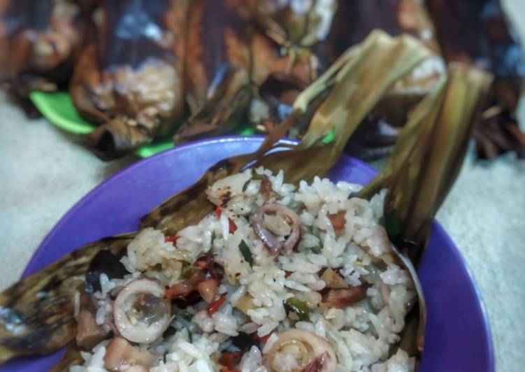 Nasi Bakar Cumi Petai