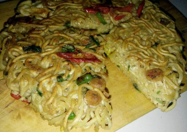Cara termudah untuk Istimewa saat makan malamMartabak Mie with teflon so simple beautifull and Yummy