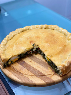 Una foto de Torta pascualina con masa casera de 4 capas