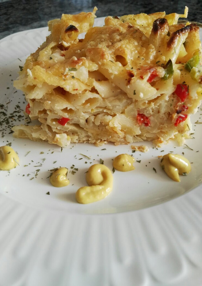 Una foto de Pastel de macarrones a la mostaza