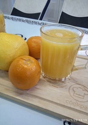 Une photo de Jus d' orange 🍊 et pamplemousse