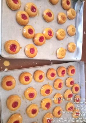 Foto resep Thumprint Cookies (takaran sendok)