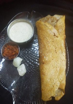 A picture of Rice wheat flour plain Dosa.