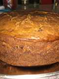 Banana Dates putting cake