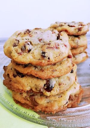 Une photo de Big cookies aux cranberries et chocolat au lait