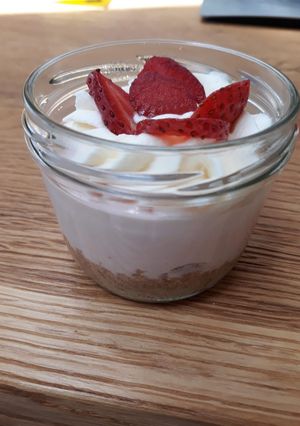 Φωτογραφία της συνταγής Ατομικό cheesecake φράουλα