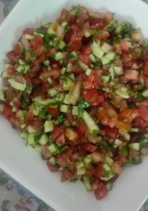 صورة لوصفة سلطه بندورة و خيار