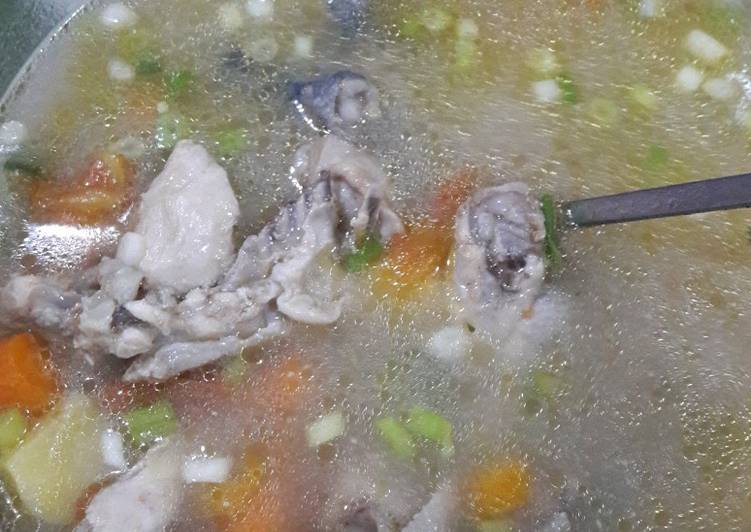 Cara Menghidangkan Sup Ayam Kampung Anti Gagal!