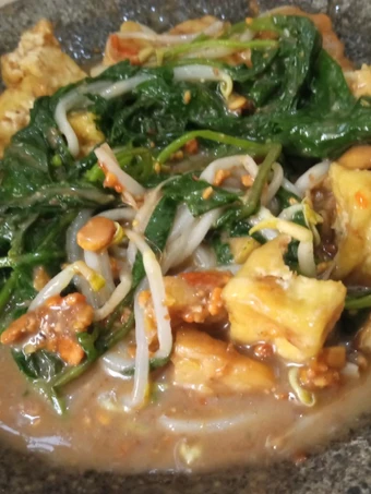 Cara Gampang Membikin Resep Rujak petis yang Lezat Sekali Anti Ribet, Lezat Sekali