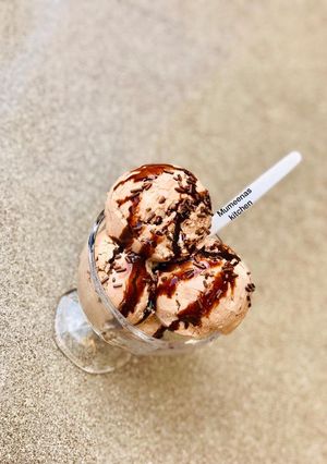 A picture of Chocolate ice cream.