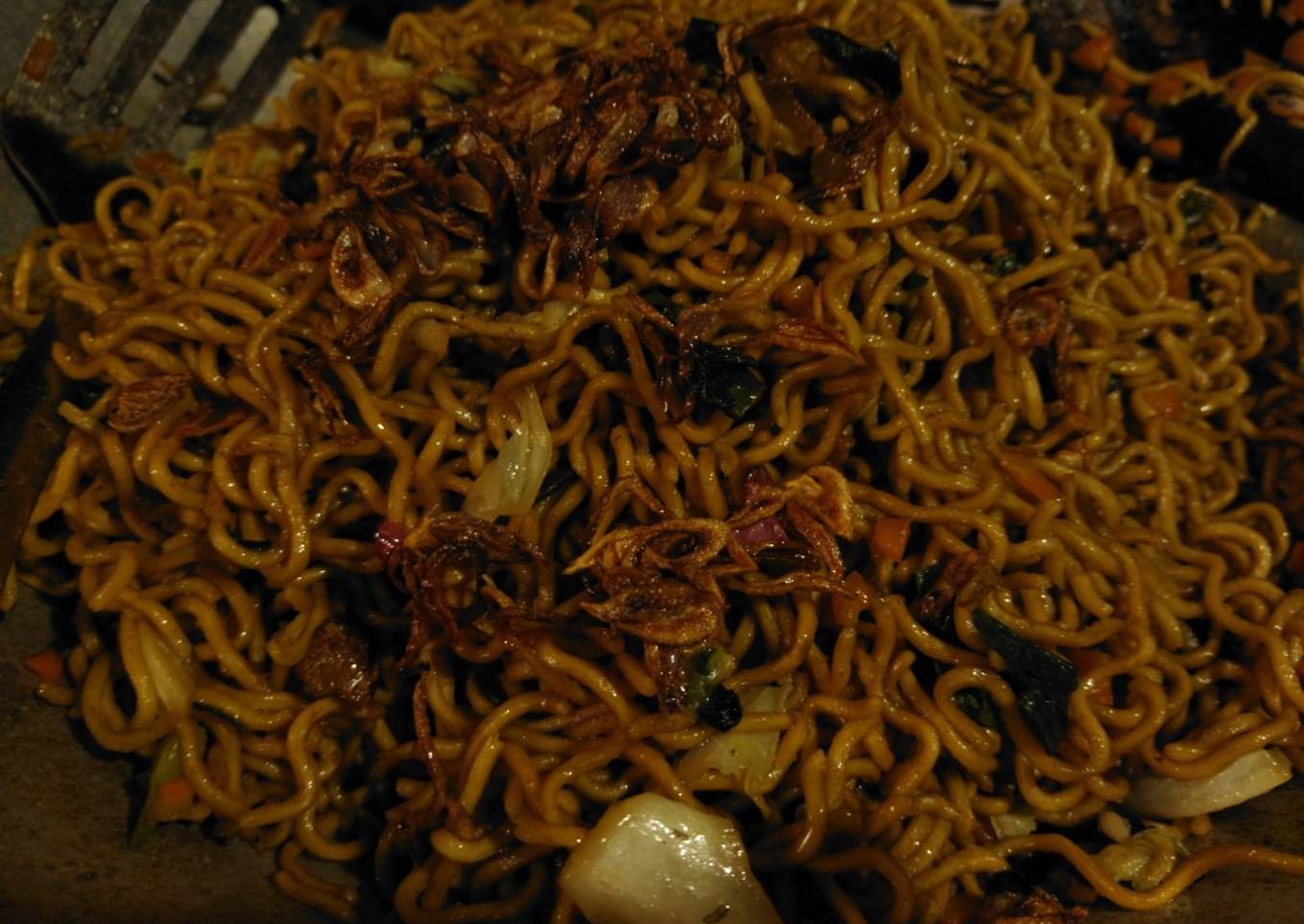 Mie Goreng Burung Dara