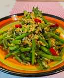 Riso integrale con fagiolini e peperoncino