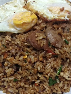 Foto resep Nasi goreng bakso telur bumbu iris
