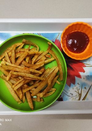 મસાલા ફ્રેન્ચ ફ્રાય (Masala french fry Recipe In Gujarati) રેસીપી મુખ્ય ફોટો