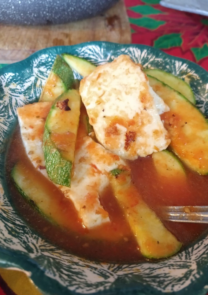 Una foto de Filetes de calabaza y panela en salsa muy light delicioso