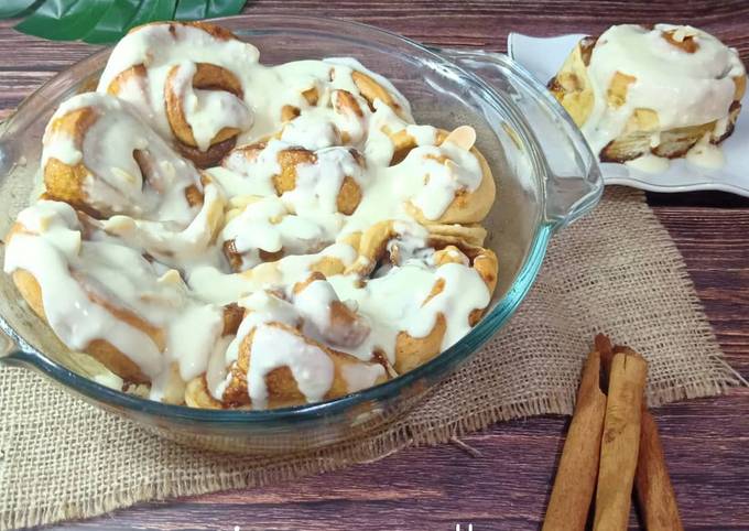 Cinnamon Roll Frosting Cream Cheese