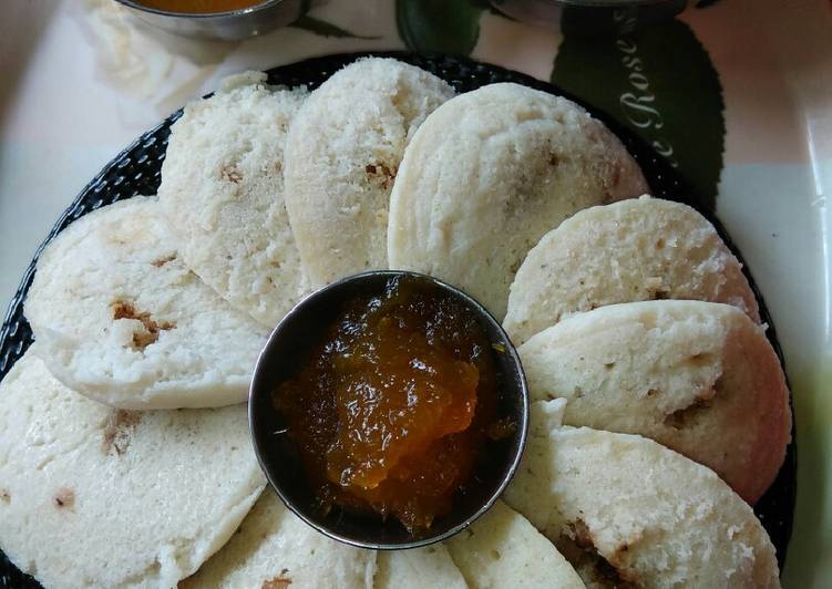 Recipe of Quick #JAGGRY_COCONUT_STUF_IDLI #THC #POST6 #themehealthykidstiffinbo