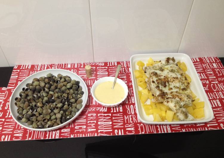 Sepia a la plancha con patatas al vapor, ajonesa y unos bígaros