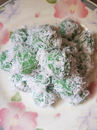 Cara Gampang Membuat Klepon Ekonomis Untuk Jualan