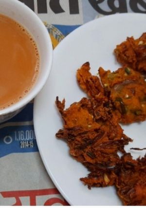 प्याज के पकौड़े (Pyaz ke pakode recipe in hindi) रेसिपी मुख्य फोटो