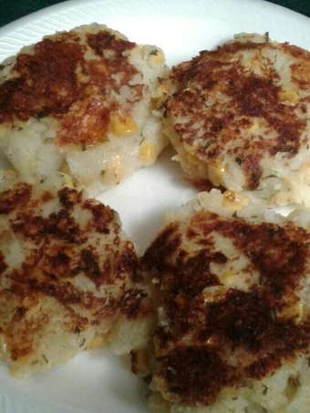 Easy Way Make Recipe Pan fried corn potato cakes that is Can Pamper Your Tongue, Tasty}
