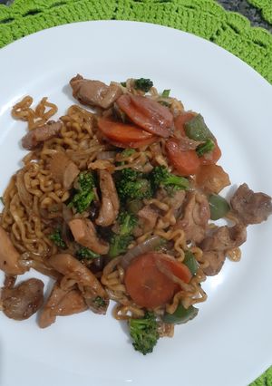 Foto de Yakissoba a moda Henrique