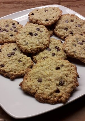 Una foto de Galleta de avena con chispas de chocolate