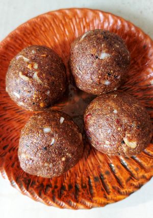 চীনা বাদামের ভর্তা (chine badamer bharta recipe in bengali) রেসিপির প্রধান ছবি
