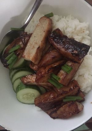 Hình của món Grilled chopped fish with Fish Sauce.