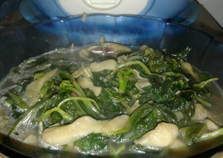  Resep Tumis bayam jamur tiram oleh nHnCook HikmaH 