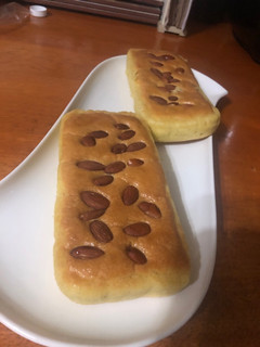 Una foto de Pan de almendras