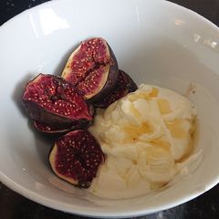 A picture of Honey Roasted Figs.