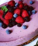 Tarta en frío de moras silvestres con lácteos sin lactosa