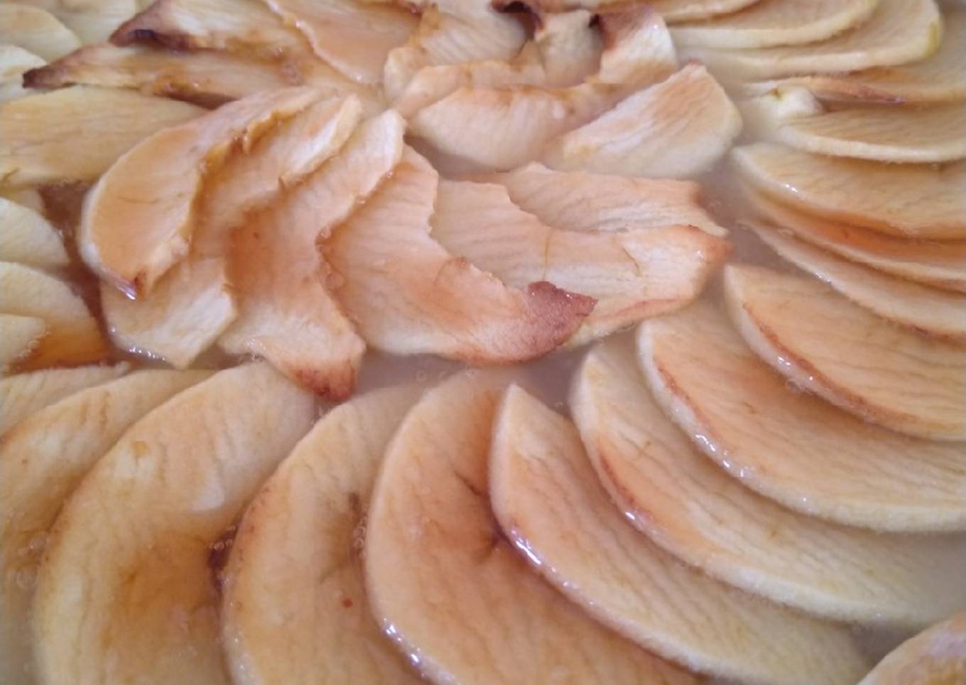 Tarte aux pommes et gelée de coing