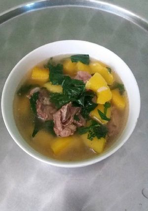 Hình của món Canh đu đủ nấu xương.