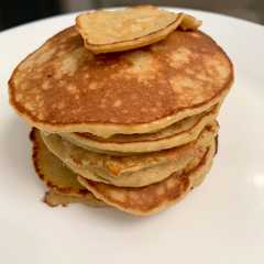 A picture of Pancake oatmeal pisang.