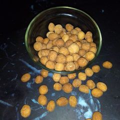 A picture of Peanut.