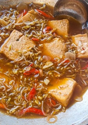 Foto resep Semur Tahu Kecambah