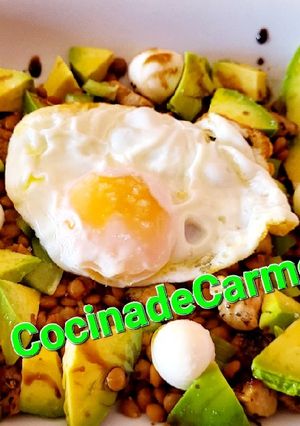 Una foto de Ensalada completa de lentejas