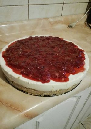 Una foto de Cheesecake de frutilla (base fría)