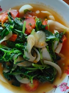 Hình của món Rau càng cua trộn cà chua.