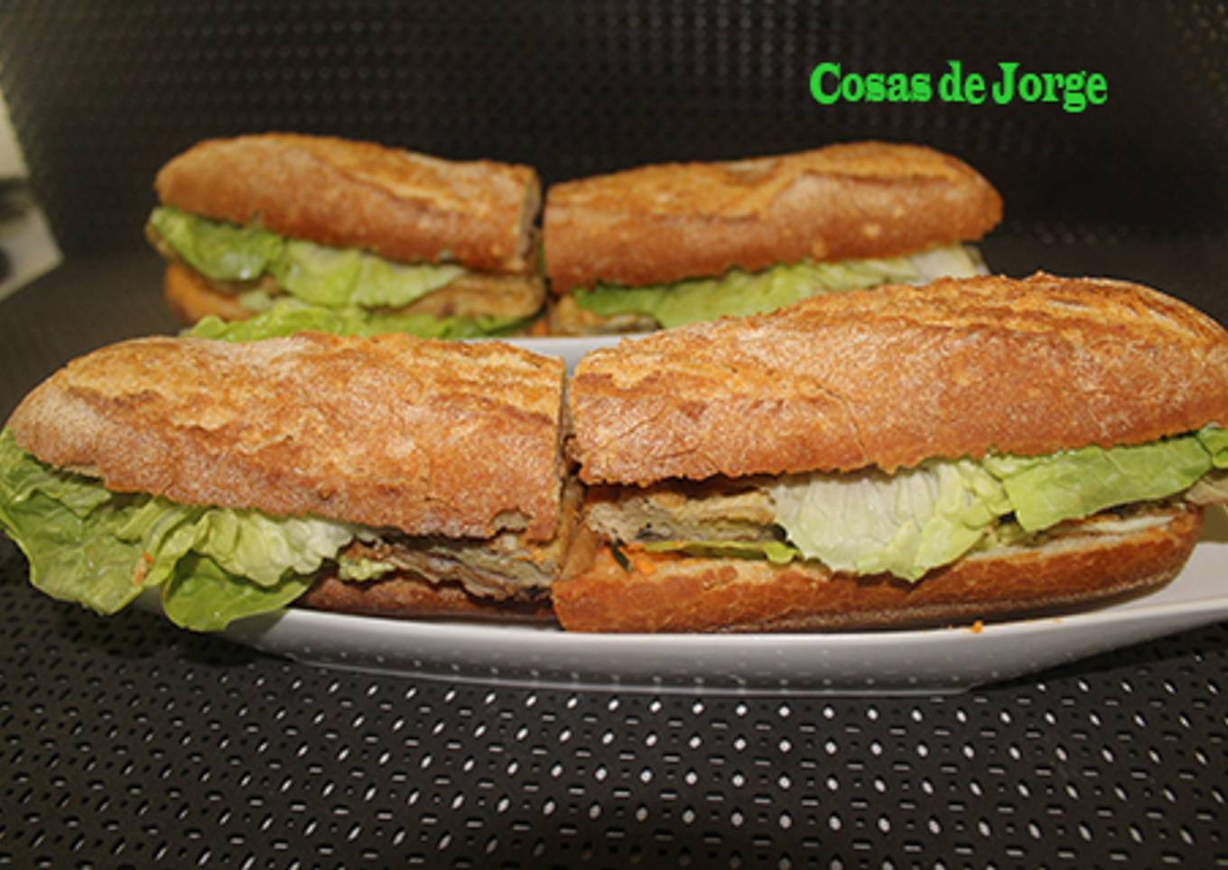 Bocadillo de sobras de berenjena