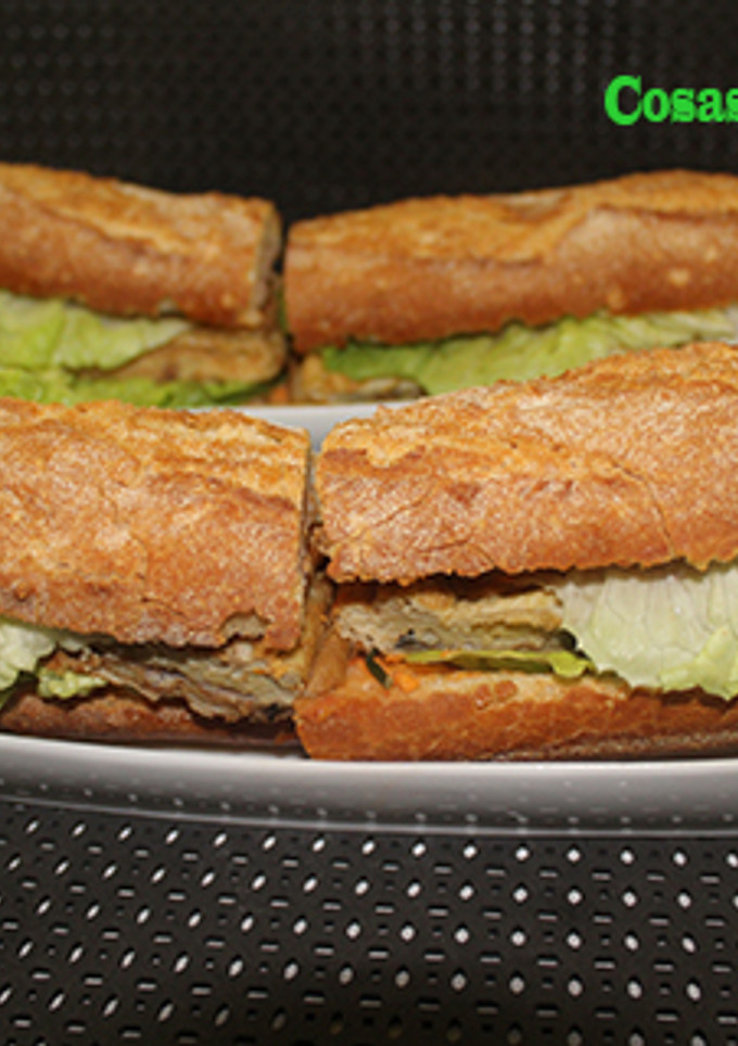 Una foto de Bocadillo de sobras de berenjena