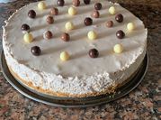 Una foto de glaseado para galletas sin huevo