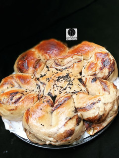 A picture of Chocolate star bread.