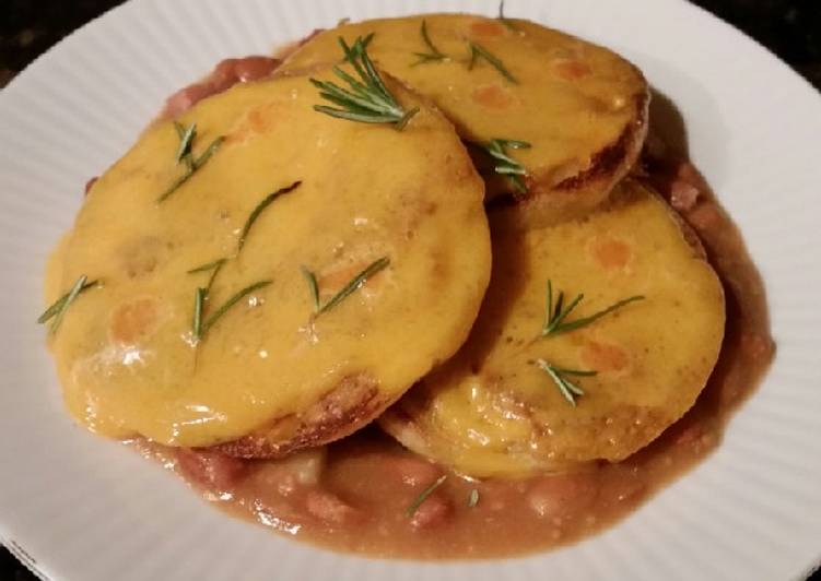 Brad's pickled ham & bean soup w/ cheesey English muffins